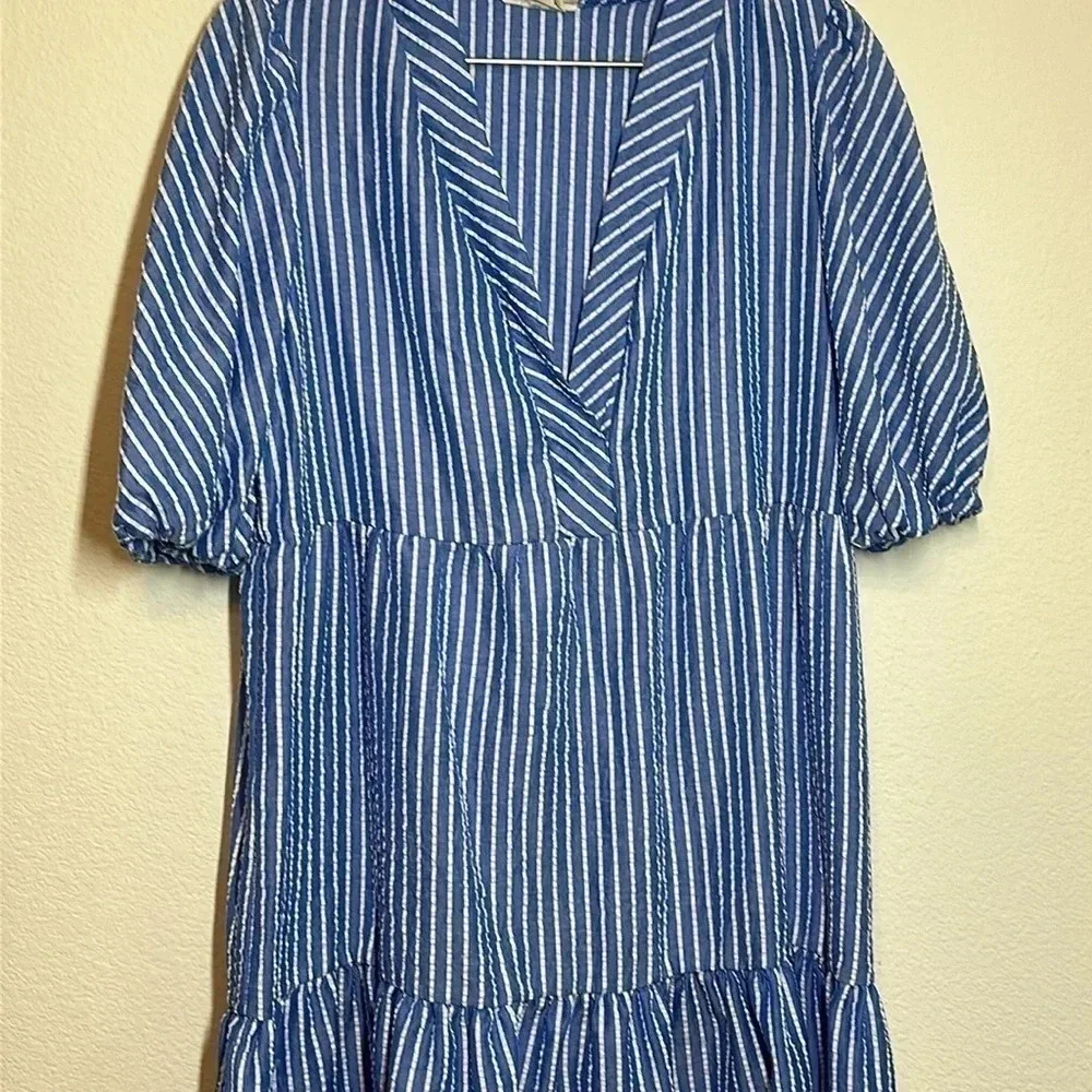 52SEVEN Blue & White Striped Coastal Seersucker Puffed Sleeve Dress Medium - Picture 2 of 10